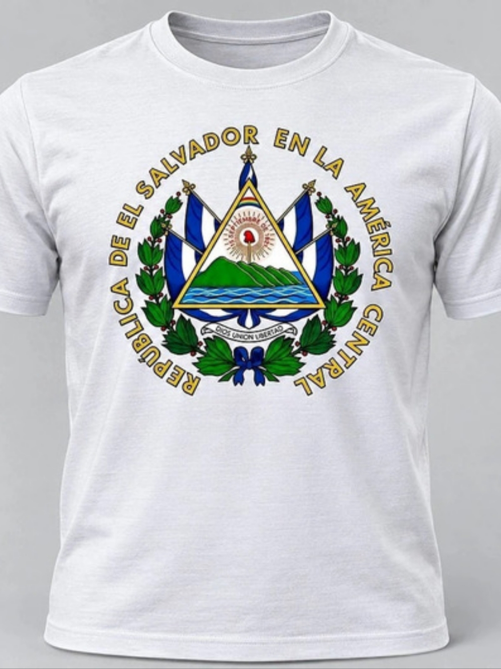 El Salvador Graphic Short Sleeve Tee in White Like New